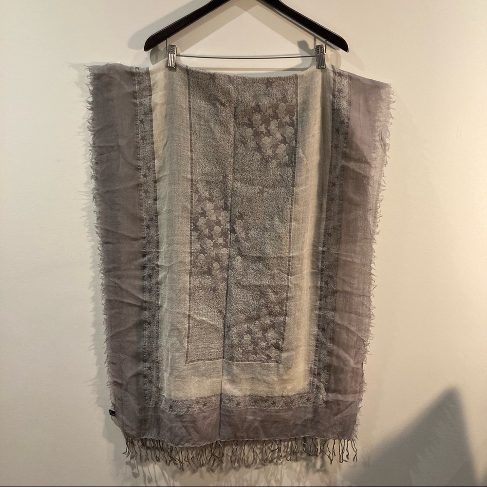 SCARF 100% Wool Soft and Cozy Made in India Subtle Stars Design Double Layer